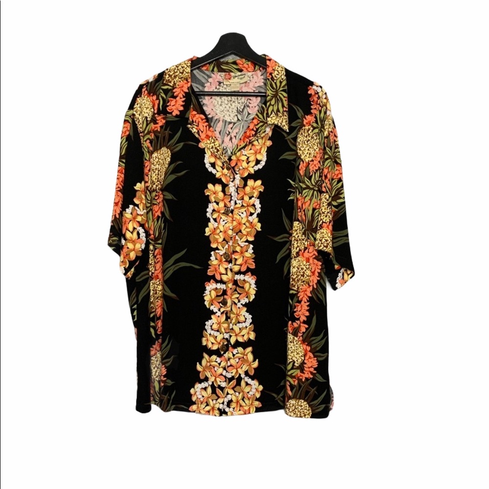 Retro Y2K Hilo Hattie Pineapple Button Down
